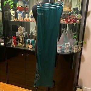 BCBGMaxAzria Green Pants